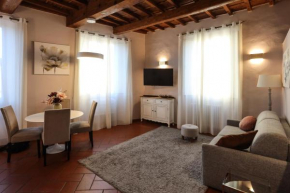 SANTO SPIRITO - Elegante appartamento in pieno centro